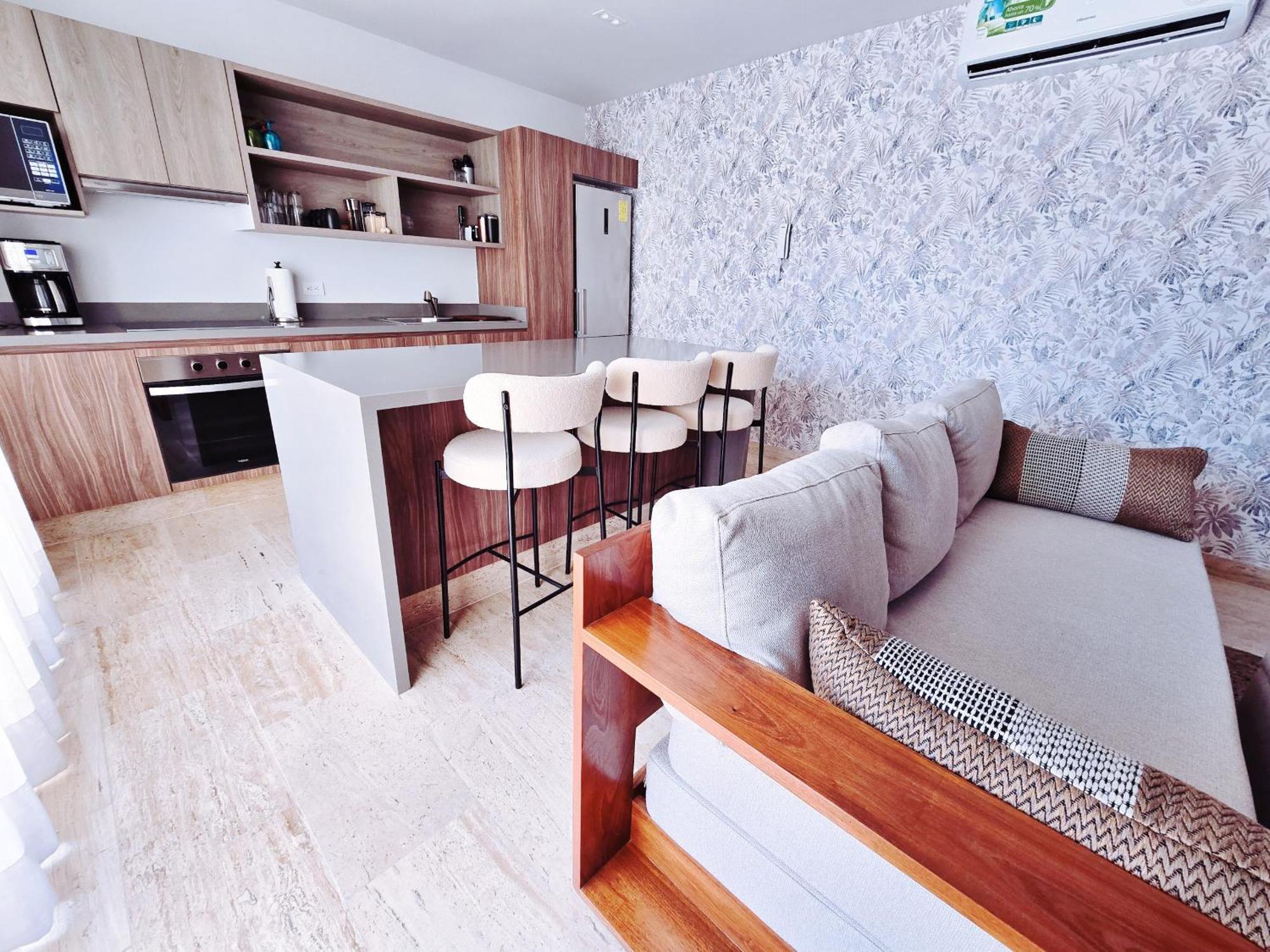 1 Bedroom With King Bed And Balcony With Amenities View